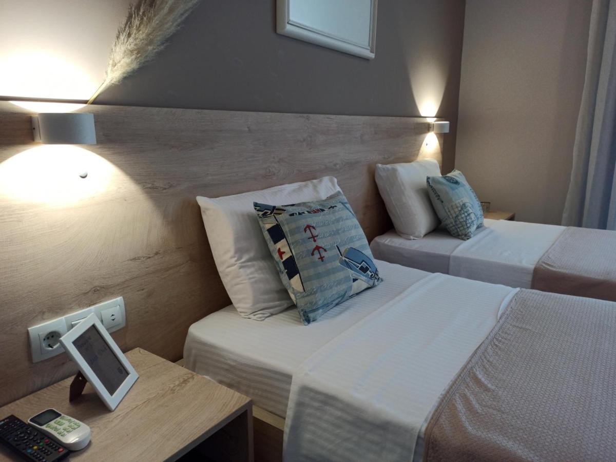Art Blue Apartments Охрид Екстериор снимка
