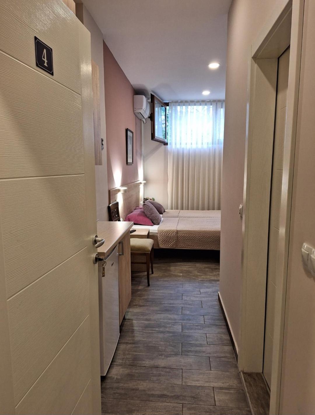 Art Blue Apartments Охрид Екстериор снимка